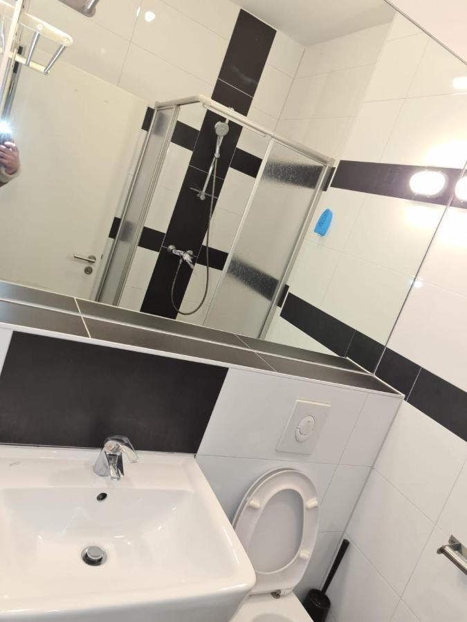 Hotel Hostel Zafir Berlin Eksteriør bilde